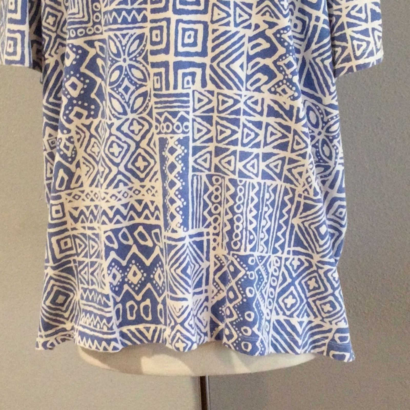 Other Alfred Dunner Blue/White Studded Geometric Print Top 2X Size XXL / US 16-18 / IT 52-54 - 9 Thumbnail