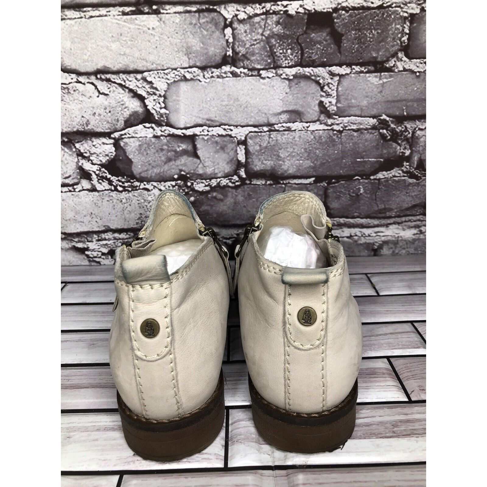 Hush Puppies Hush Puppies Medium Moyen Ivory Suede Leather Zip Heel Booti Size US 8.5 / IT 38.5 - 4 Thumbnail