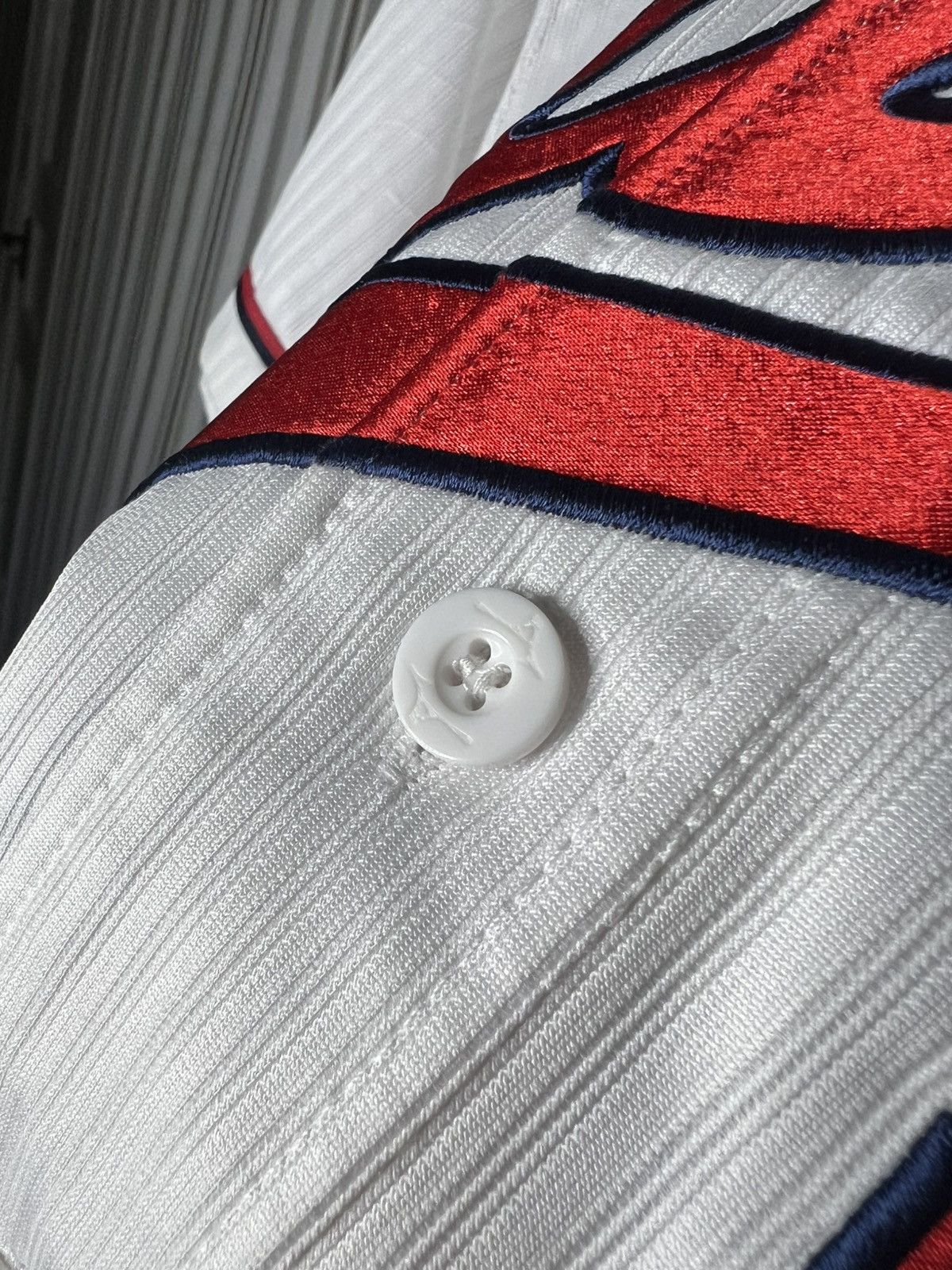 Mizuno Hiroshima Toyo Carp Mizuno Baseball Jersey #19 Nomura Size US M / EU 48-50 / 2 - 8 Thumbnail