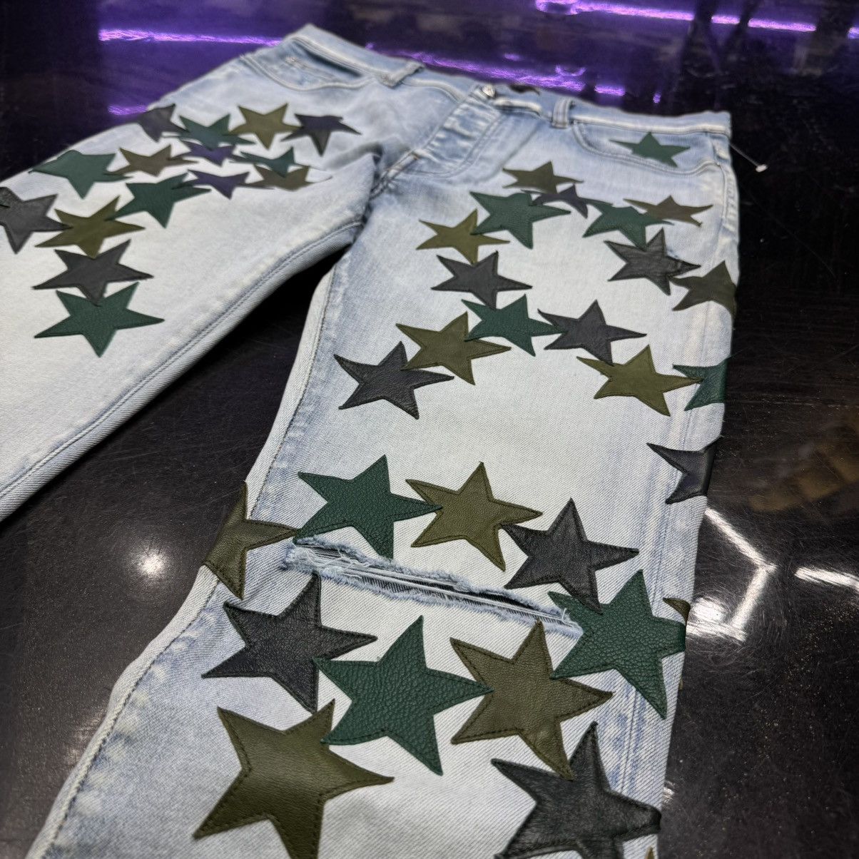 Amiri Amiri Chemist Leather Star Patch Jeans Light Indigo Size US 34 / EU 50 - 3 Thumbnail
