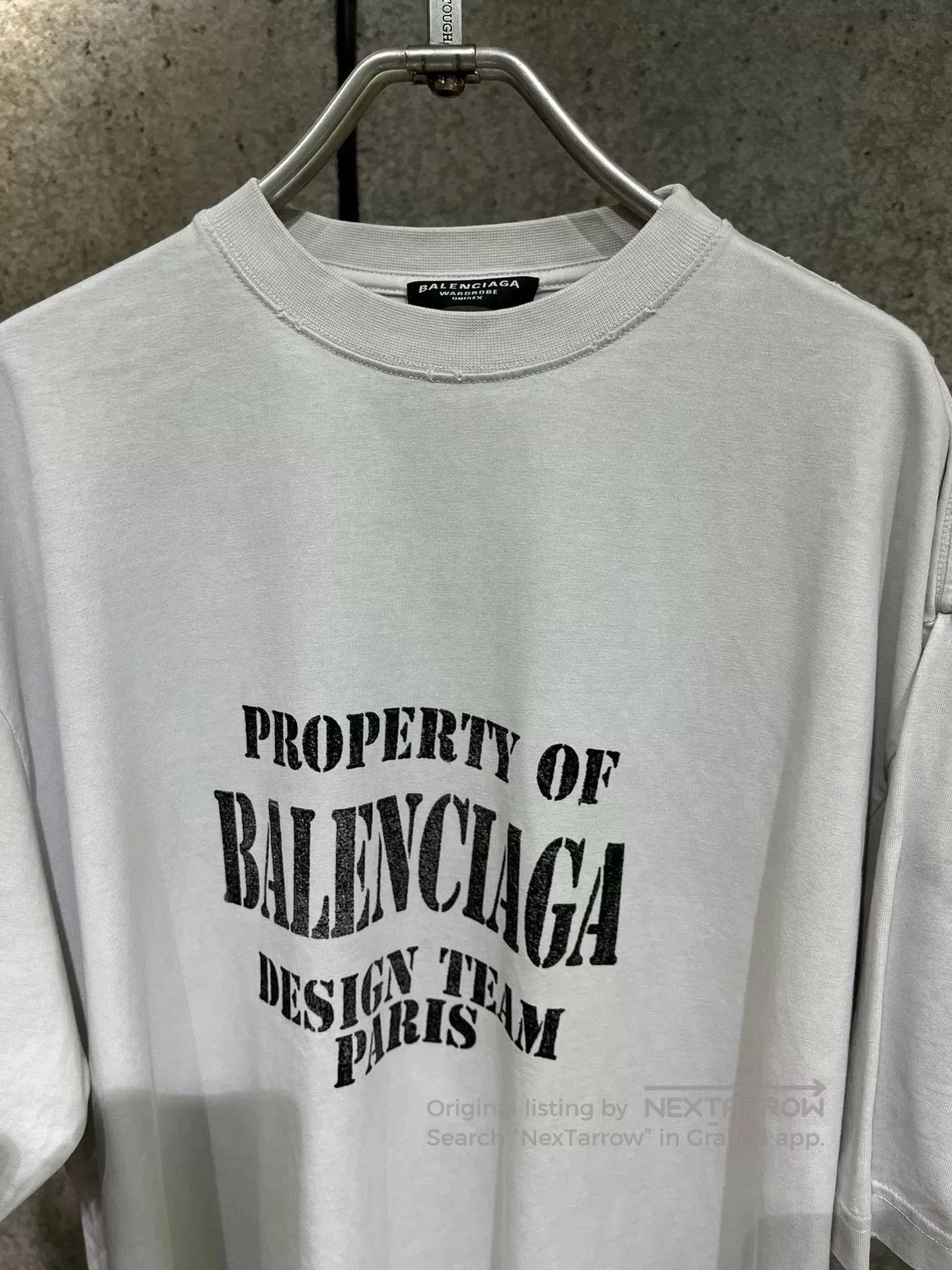 Balenciaga Balenciaga White Gray Letter XS Top. Size XS / US 0-2 / IT 36-38 - 2 Thumbnail