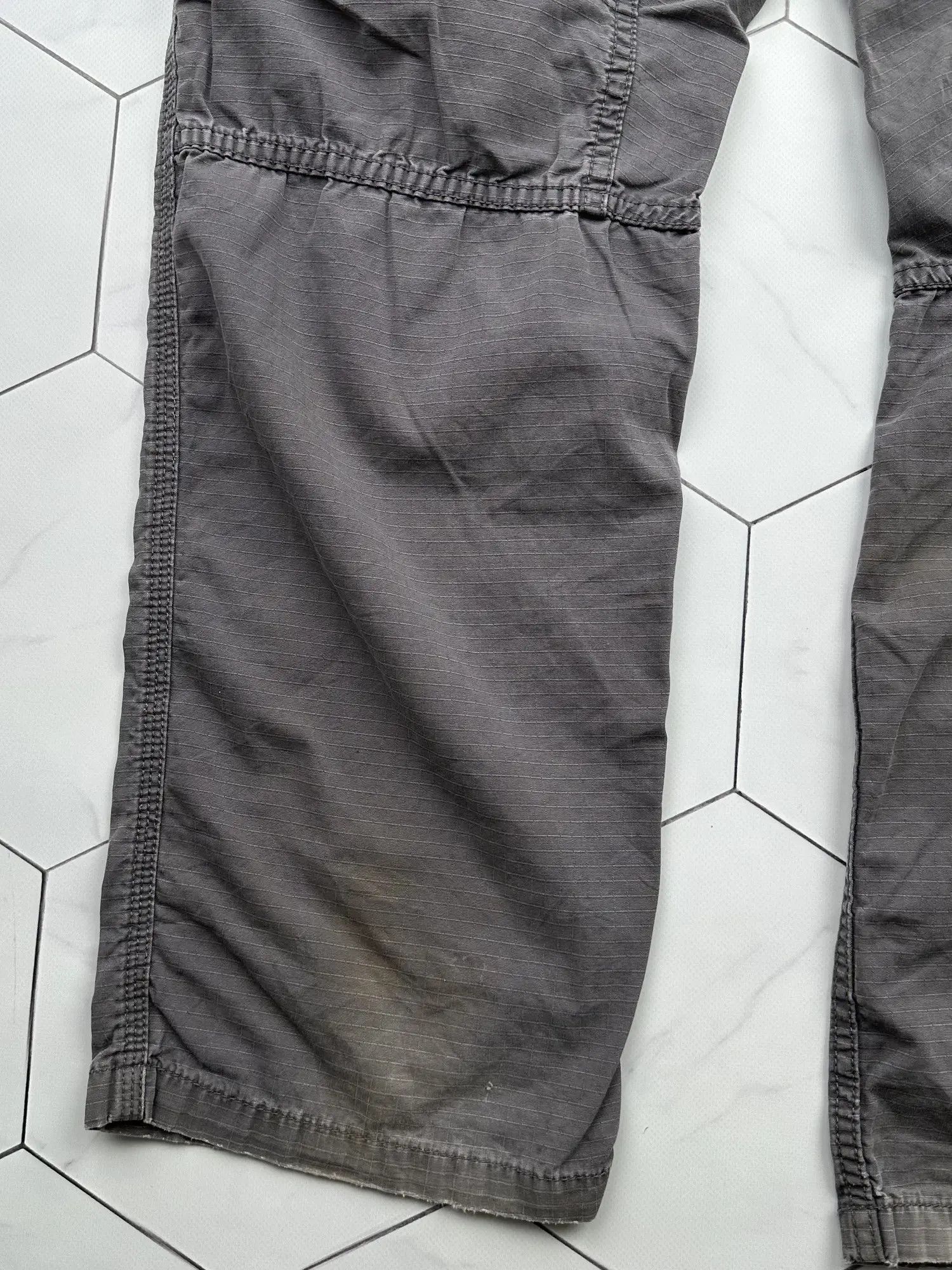 Carhartt Carhartt Thrashed Vintage Cargo Pants (B254) Size US 38 / EU 54 - 16 Thumbnail