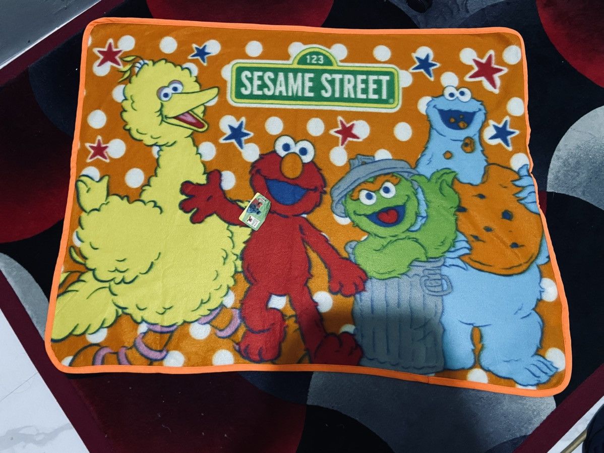Cartoon Network Sesame Street Towel / Small Blanket Size ONE SIZE - 1 Thumbnail