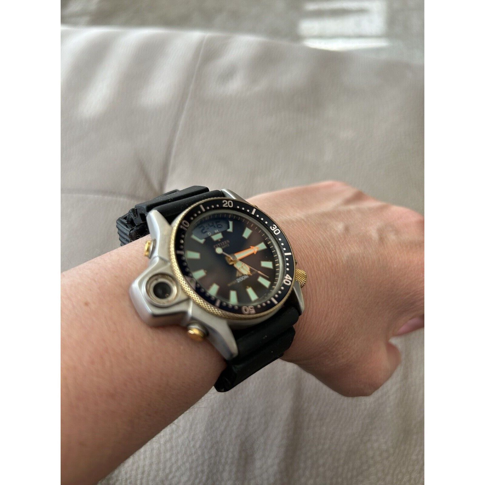 image of Vintage Men's Citizen Promaster Aqualand Original Divers Wat in Black