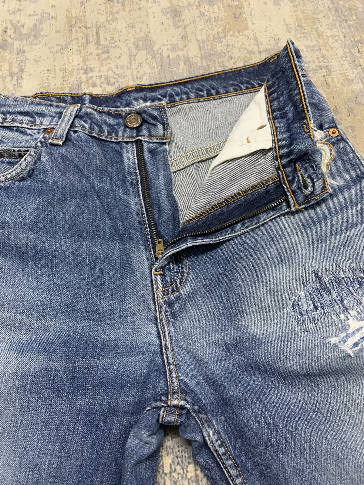 Levi's Vintage LEVIS 605 Orange Tab Distressed Jeans Ghost Pocket Size US 31 - 4 Thumbnail