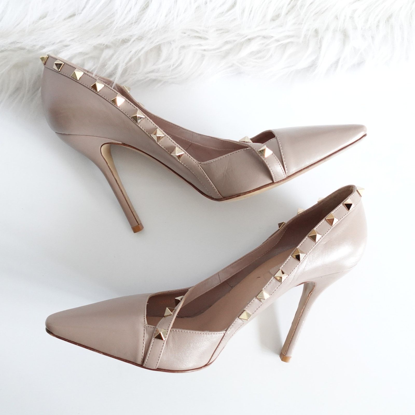 Valentino Valentino Beige Nude Nappa Gold Rockstud Cross Strap Pumps Size US 10 / IT 40 - 4 Thumbnail