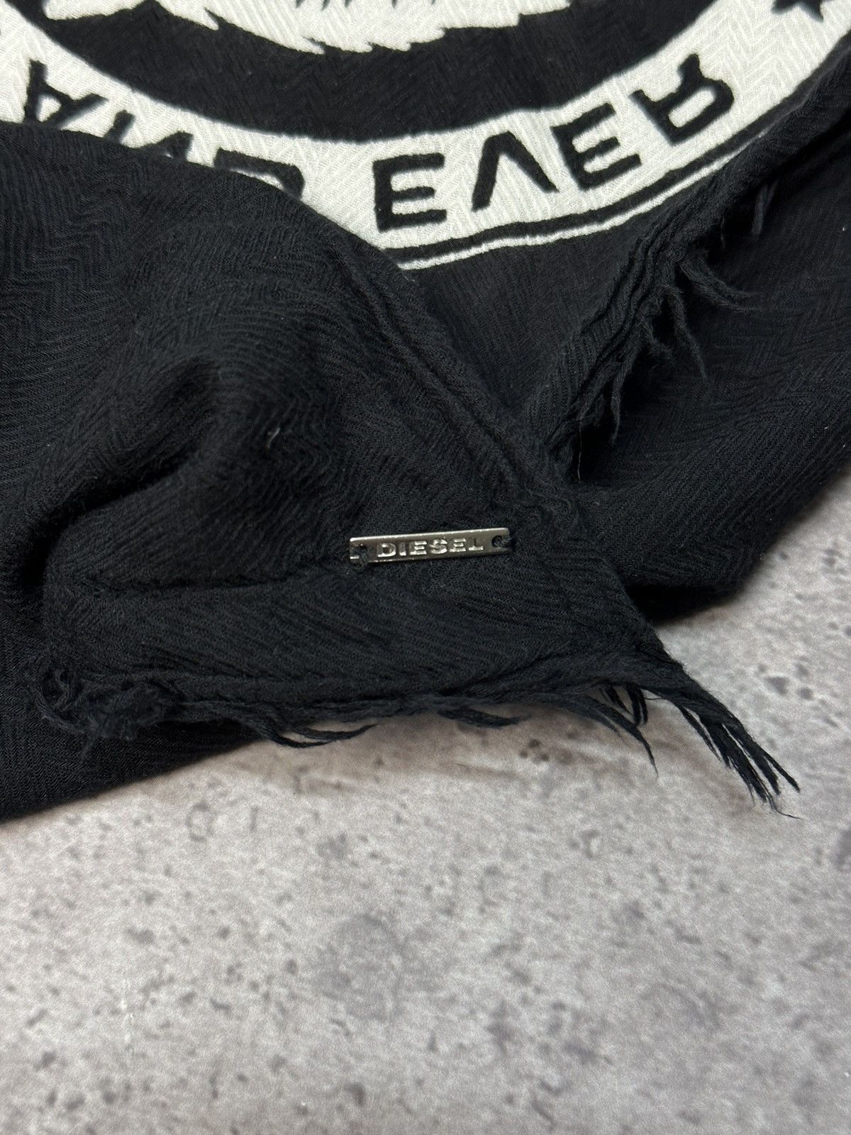 Diesel × Vintage Vintage Diesel Large Scarf Big Logo Y2K Size ONE SIZE - 4 Thumbnail