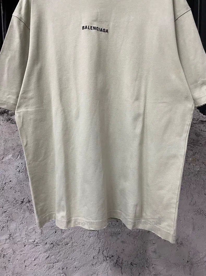 Balenciaga Balenciaga Washed and Distressed Short Sleeve Size US XS / EU 42 / 0 - 7 Thumbnail