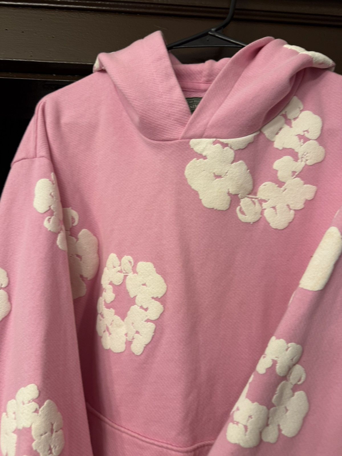 DENIM TEARS Denim Tears Pink Wreath Hoodie Size Large Size US L / EU 52-54 / 3 - 7 Thumbnail