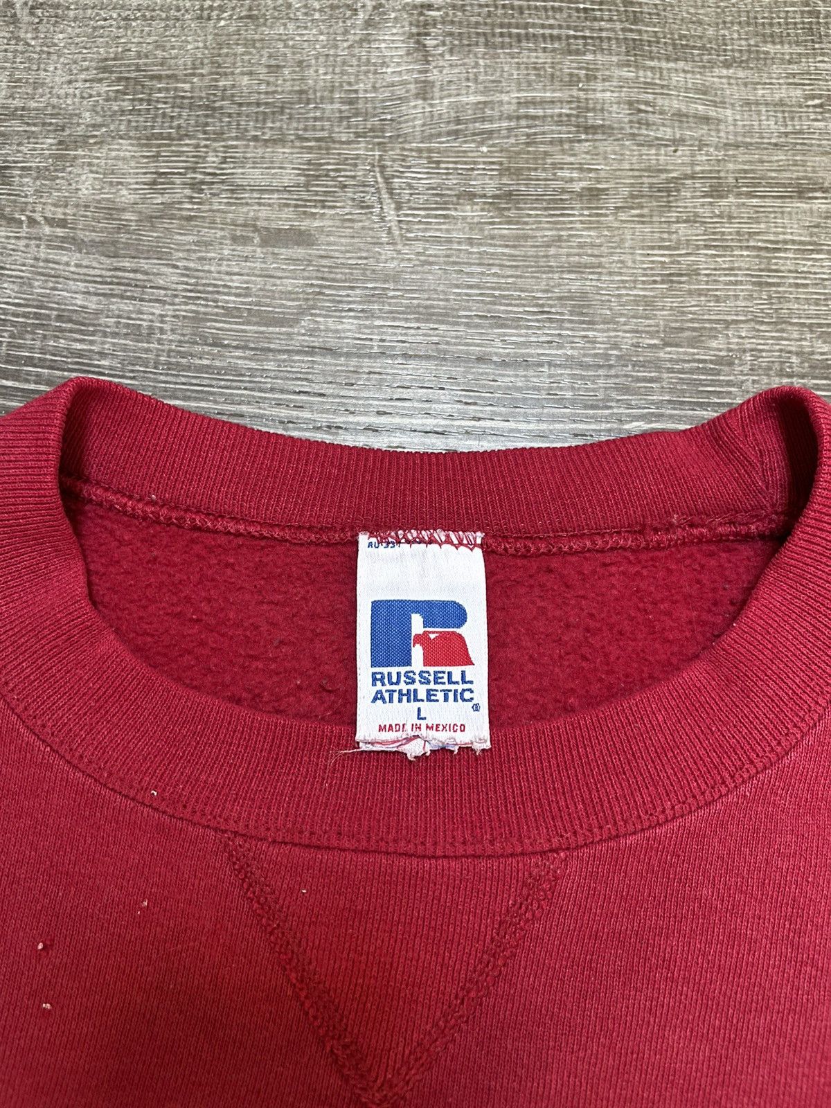 Russell Athletic × Vintage Vintage 90s Russell Athletic Cherry Red Crewneck Sweatshirt Size US L / EU 52-54 / 3 - 3 Thumbnail