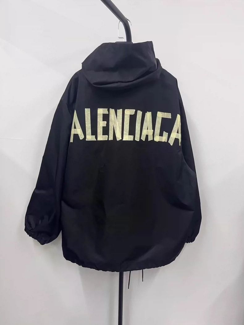 Balenciaga Balenciaga Masking paper series logo hooded jacket assault Size US S / EU 44-46 / 1 - 1 Thumbnail