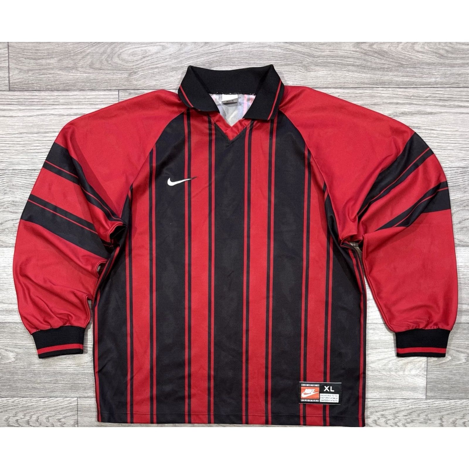 Nike VINTAGE NIKE TEMPLATE LONG SLEEVE SHIRT JERSEY XL Red/Black Mens Size US XL / EU 56 / 4 - 2 Thumbnail