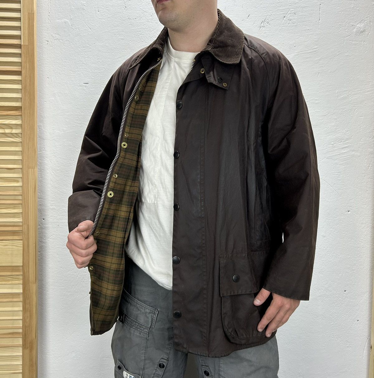 Barbour × Waxed Barbour Beaufort Waxed Jacket A190 C42/107CM Brown 