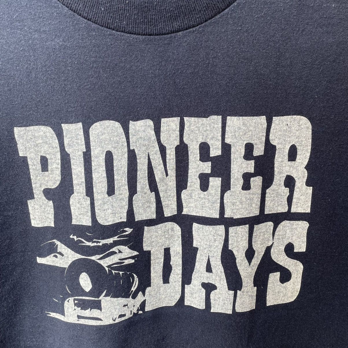 Fruit Of The Loom 🔥Vintage 90s Pioneer Days Instruments Music Graphic Tee Size US M / EU 48-50 / 2 - 5 Thumbnail