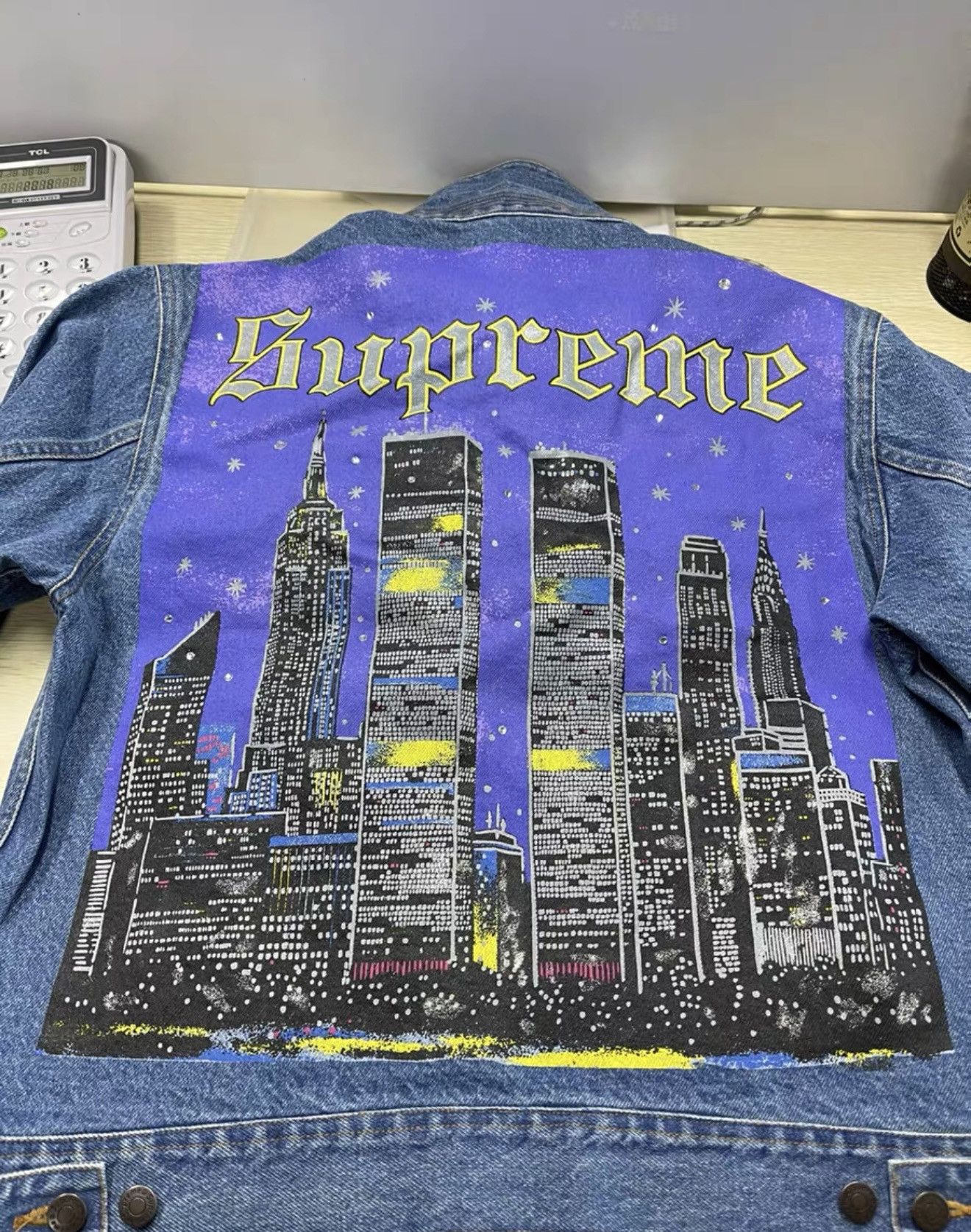 ジャケット・アウター Supreme New York Yankees Denim Jacket Supreme New York Yankees™Denim Trucker Jacket (FW21) - $268
