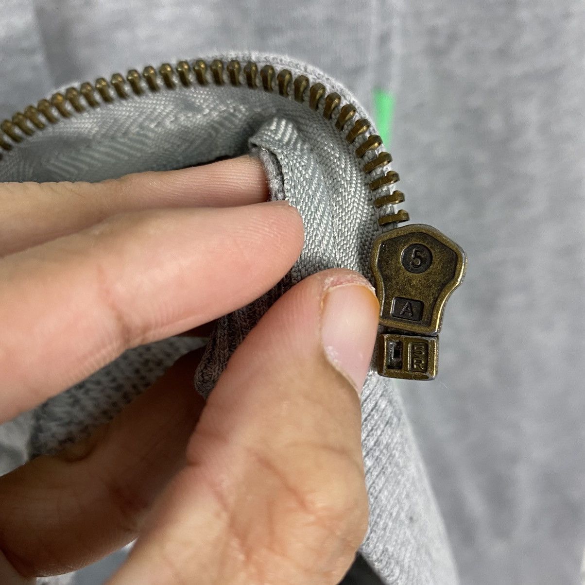 Japanese Brand 📌Vintage Zipper Sweater Hawaiian Blue Moon Big Logo Size US M / EU 48-50 / 2 - 18 Thumbnail