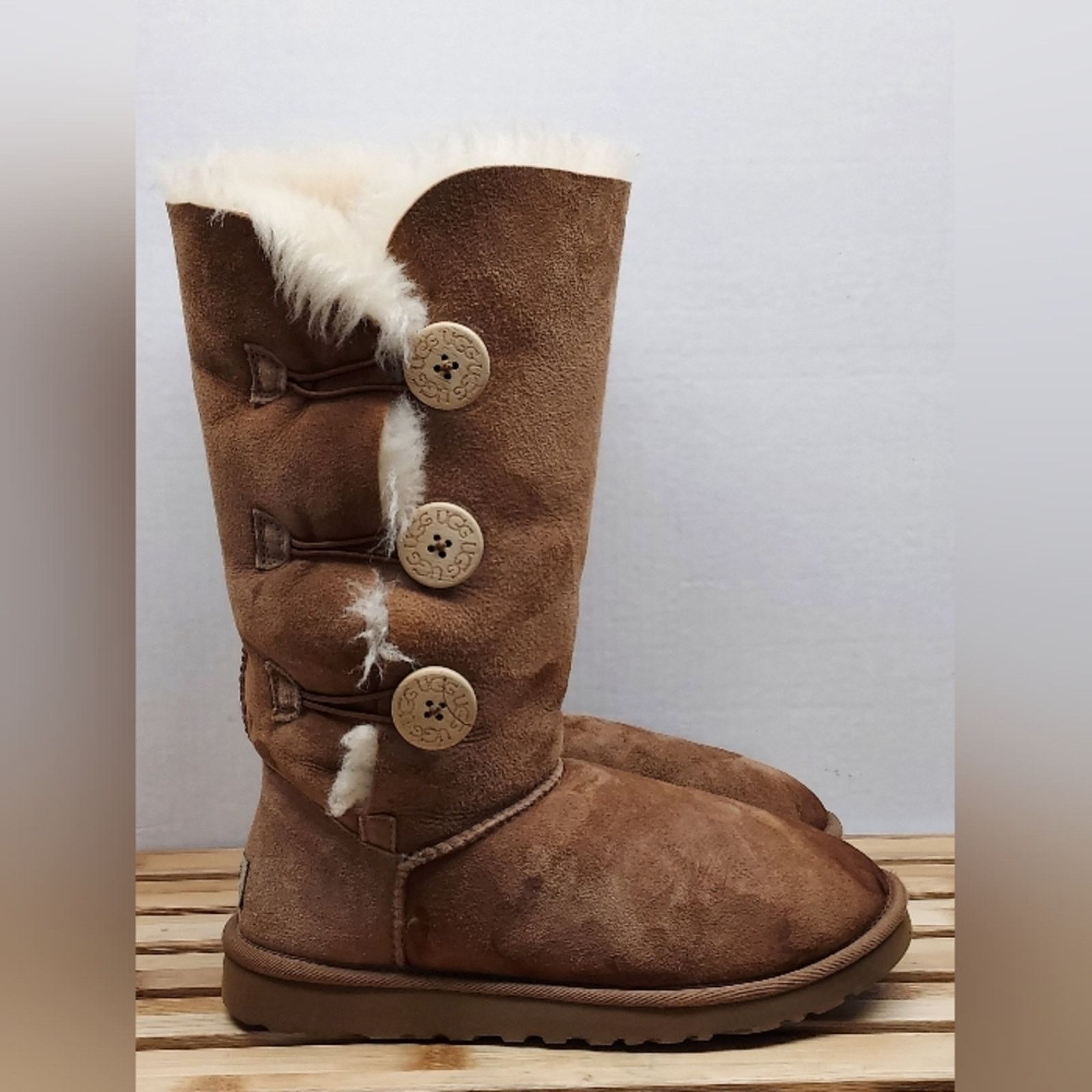 Ugg UGG Womens Chestnut Bailey Triplet II Winter Boots Size 7 Size US 7 / IT 37 - 7 Thumbnail