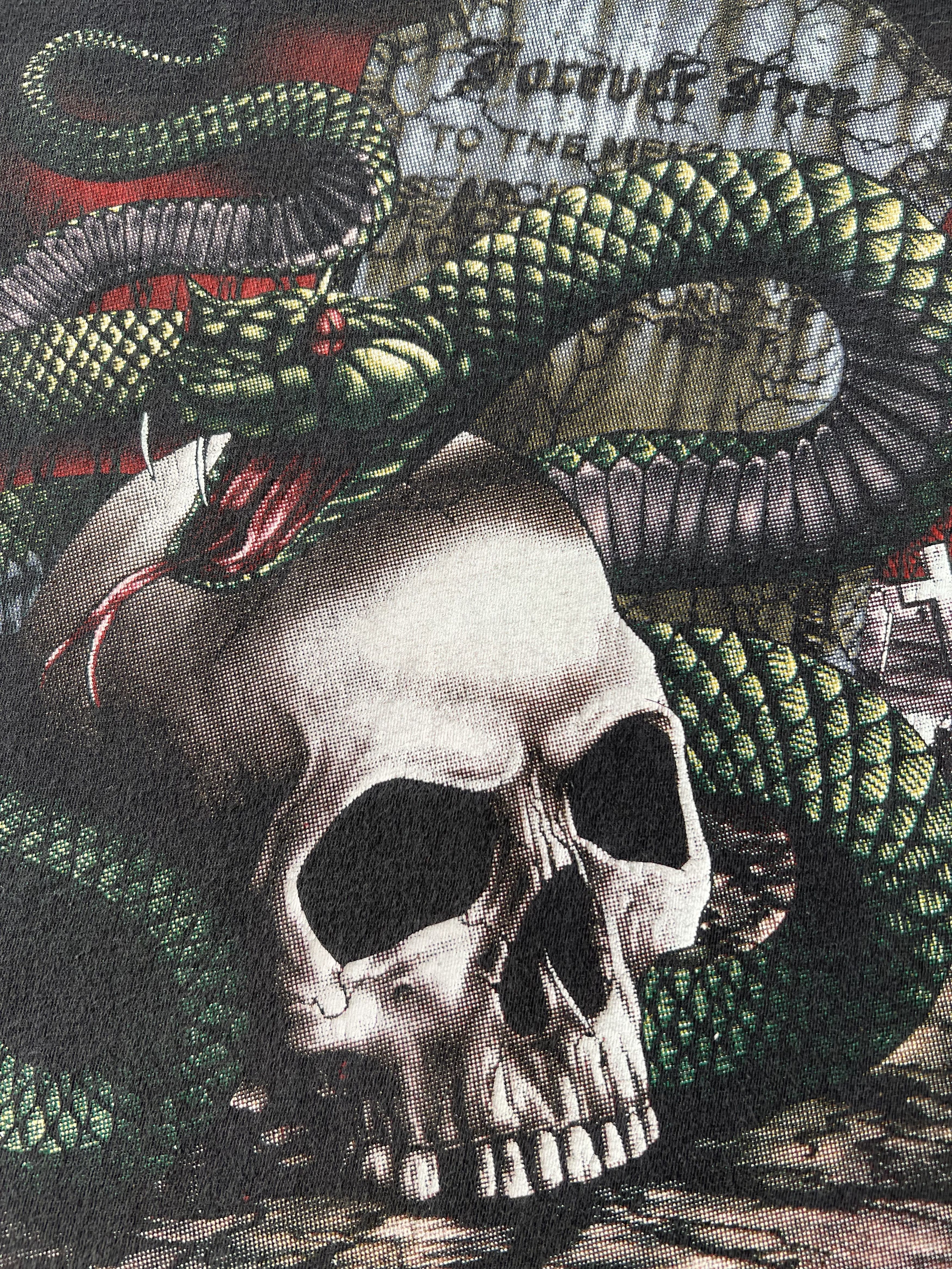 Vintage Vintage 1988 Just Brass Snake Skull 3D Emblem 90s T-shirt Size US M / EU 48-50 / 2 - 6 Thumbnail