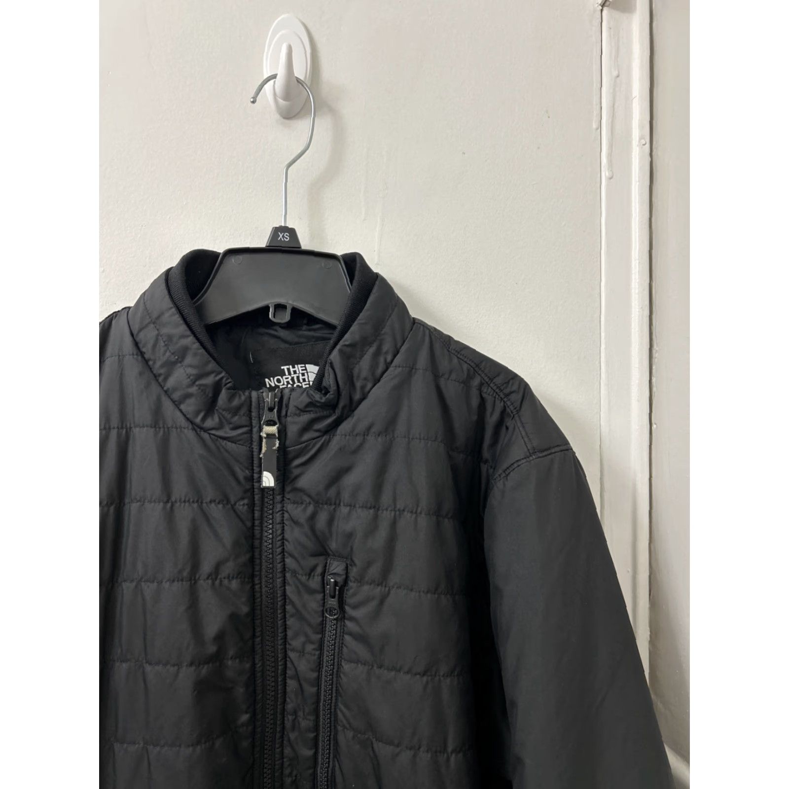 The North Face VINTAGE? No. The North Face Puffer Jacket Mens L Black Quilted Insulated Bomber Full Zip YKK Jacket Size US L / EU 52-54 / 3 - 4 Thumbnail