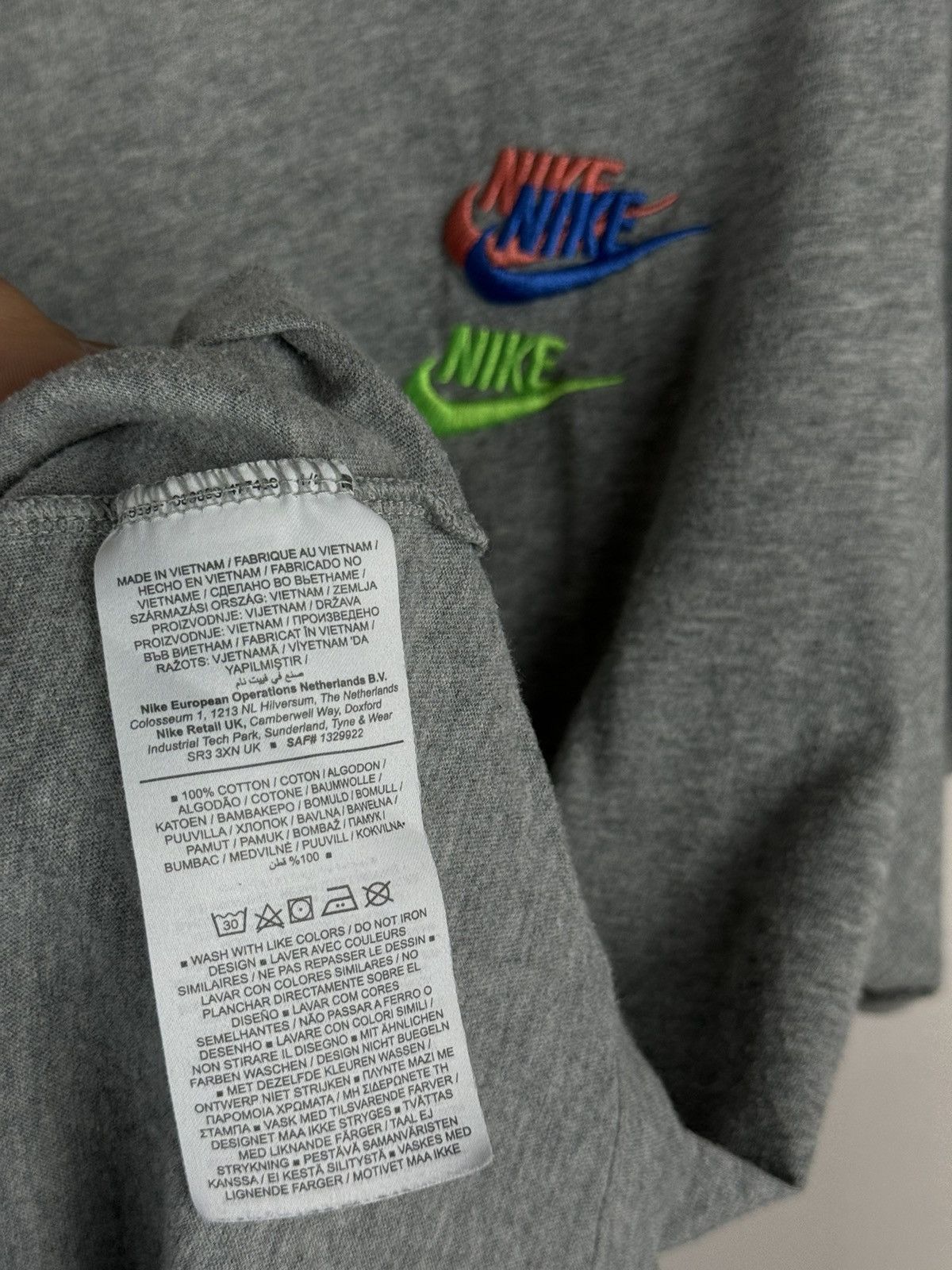Nike Casual grey t shirt Nike Multi Swoosh original item Size US M / EU 48-50 / 2 - 3 Thumbnail