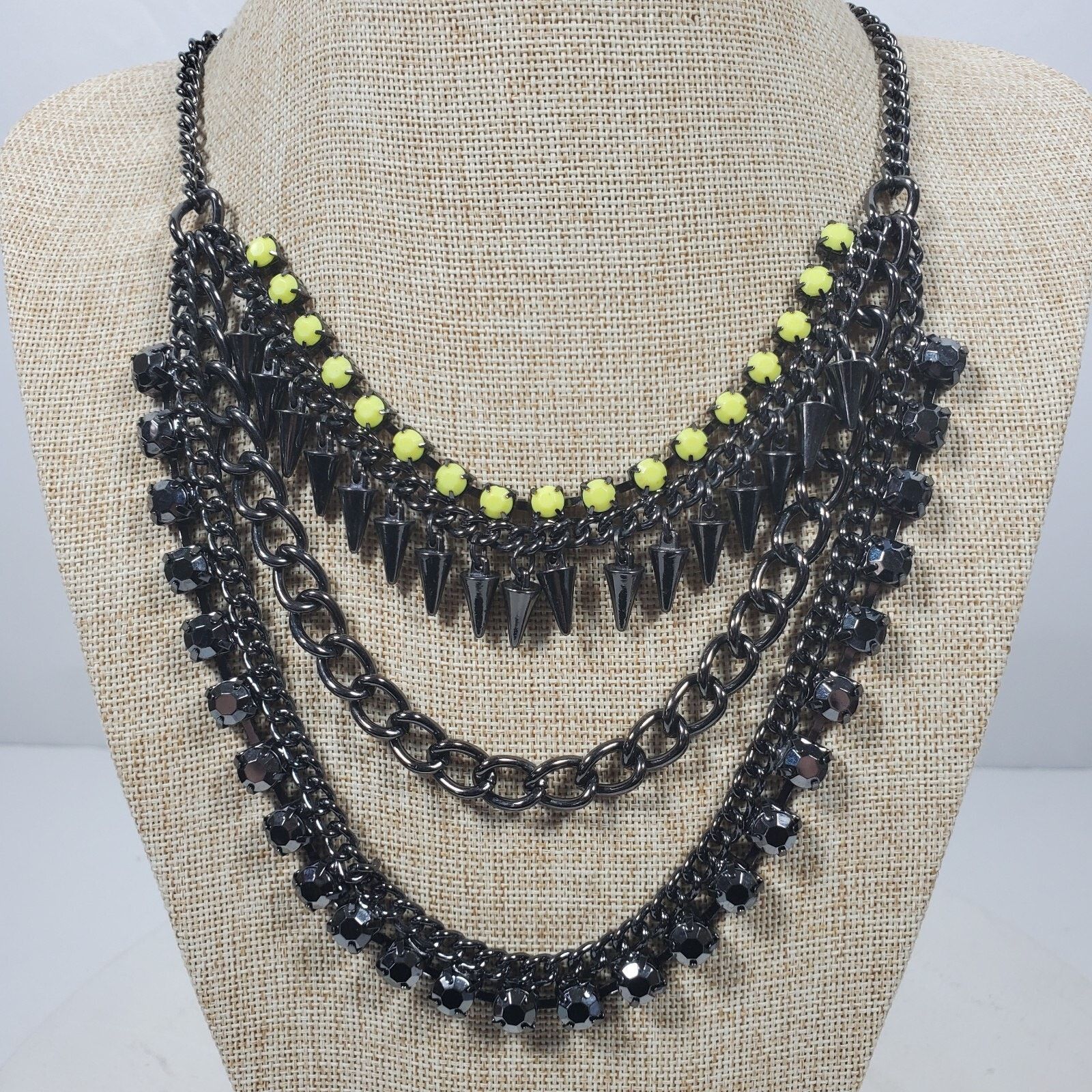 The Unbranded Brand Vintage BOHO Spike Necklace Yellow Beads 21 Inch Multi Chain Size ONE SIZE - 1 Thumbnail