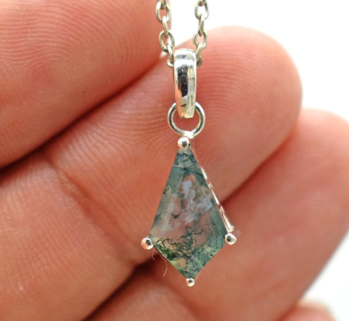 Handmade Kite Moss Agate Pendant: 925 Sterling Silver Necklace Size ONE SIZE - 3 Thumbnail