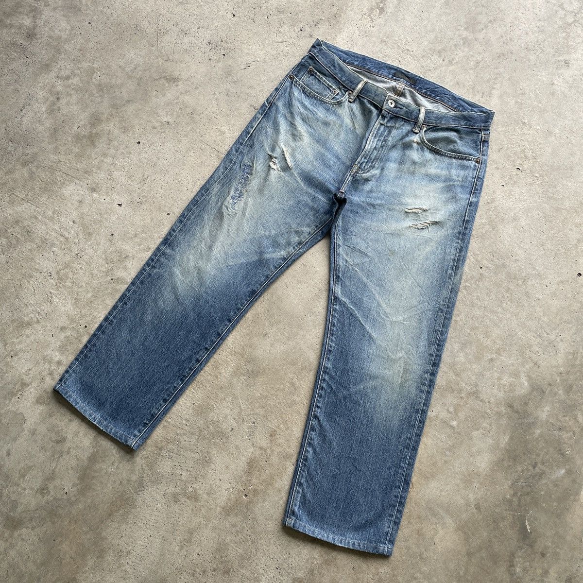 Japanese Brand Vintage Japanese Faded Jeans Denim Pants Distressed W35 Size US 35 - 2 Thumbnail