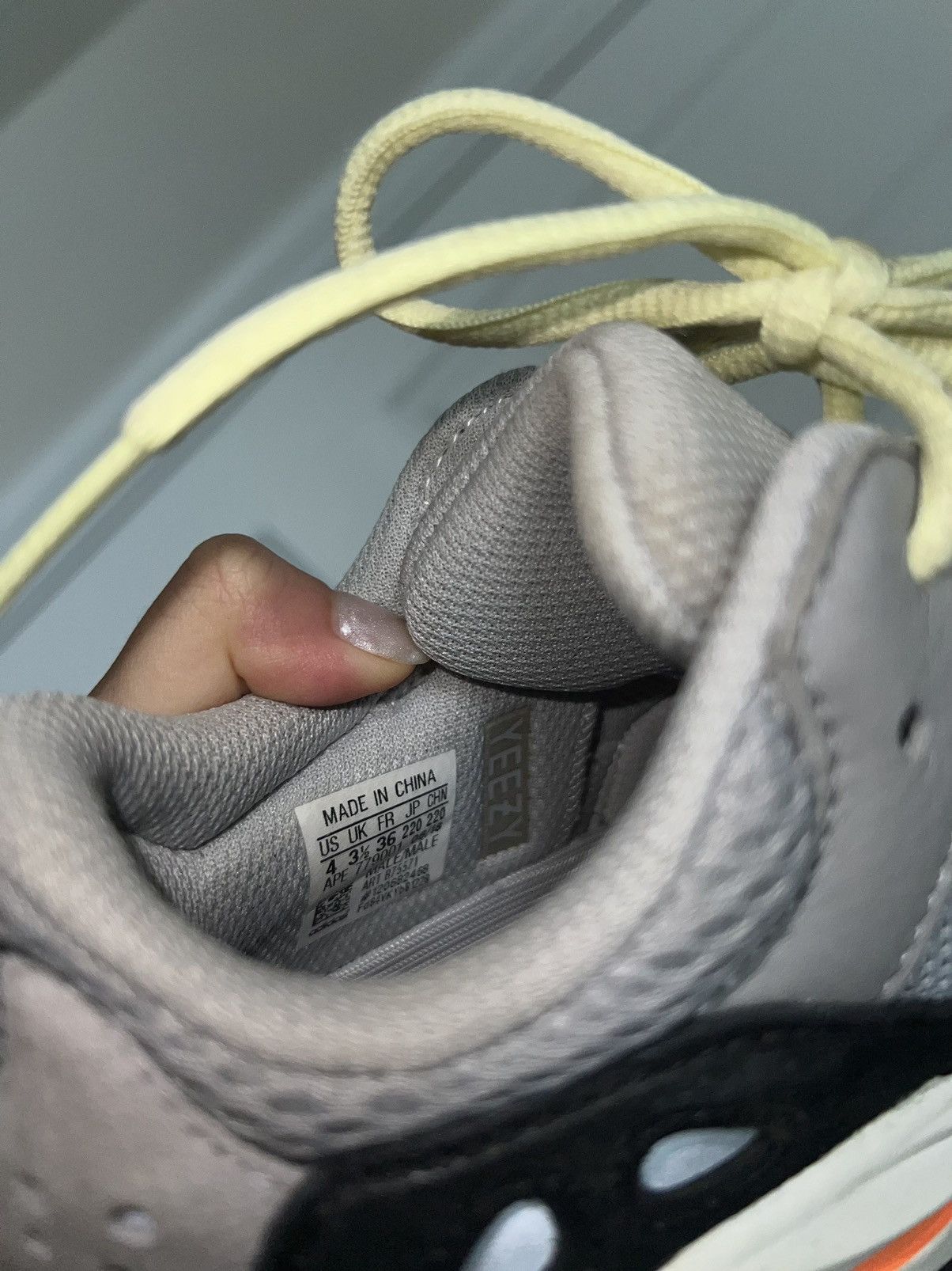 Adidas × Yeezy Adidas Yeezy Boost 700 Wave Runner Size US 5.5 / IT 35.5 - 7 Thumbnail