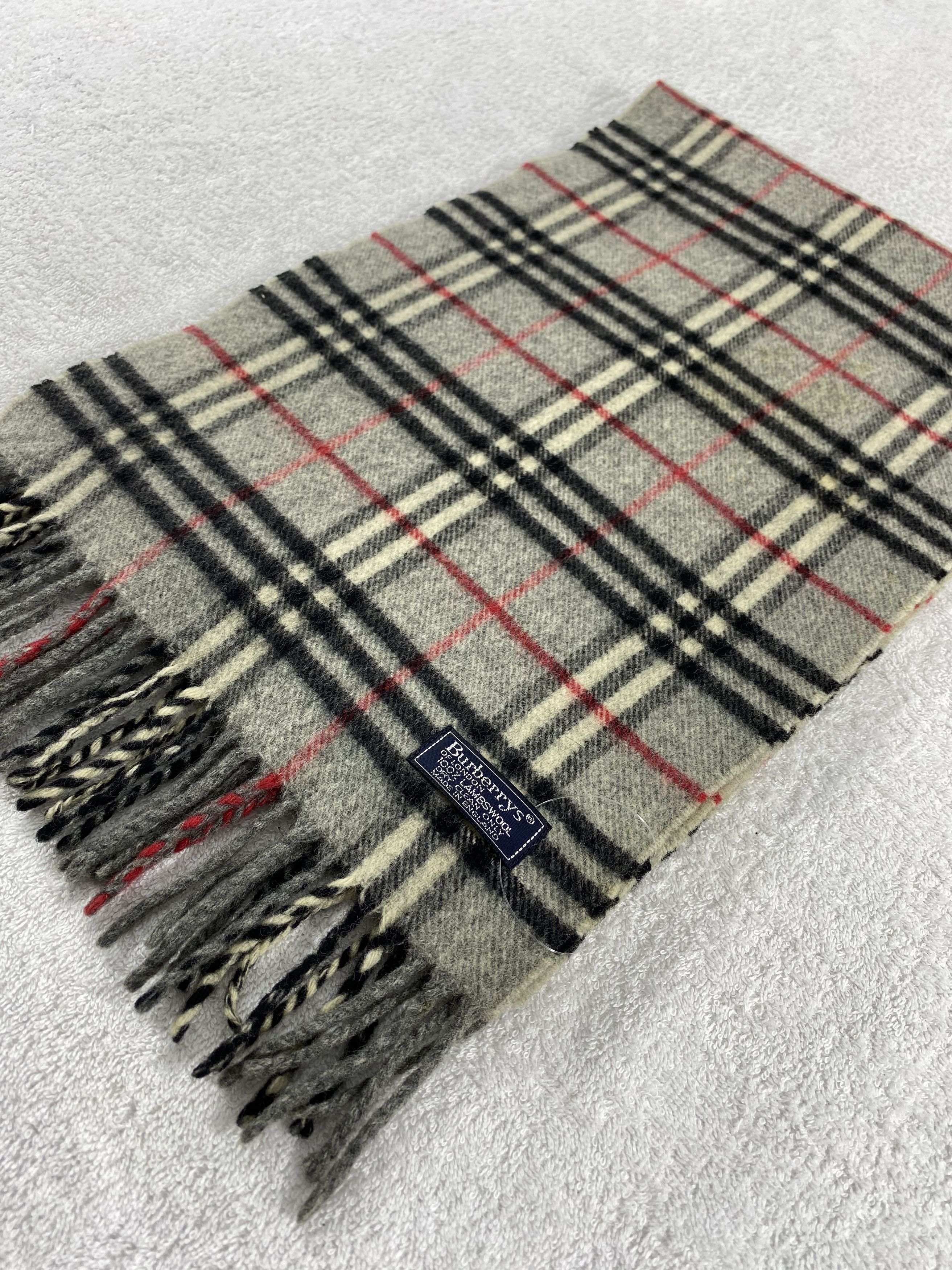 Burberry Vintage Burberry Scarf/Muffler/Neckwear MF614 Size ONE SIZE - 3 Thumbnail