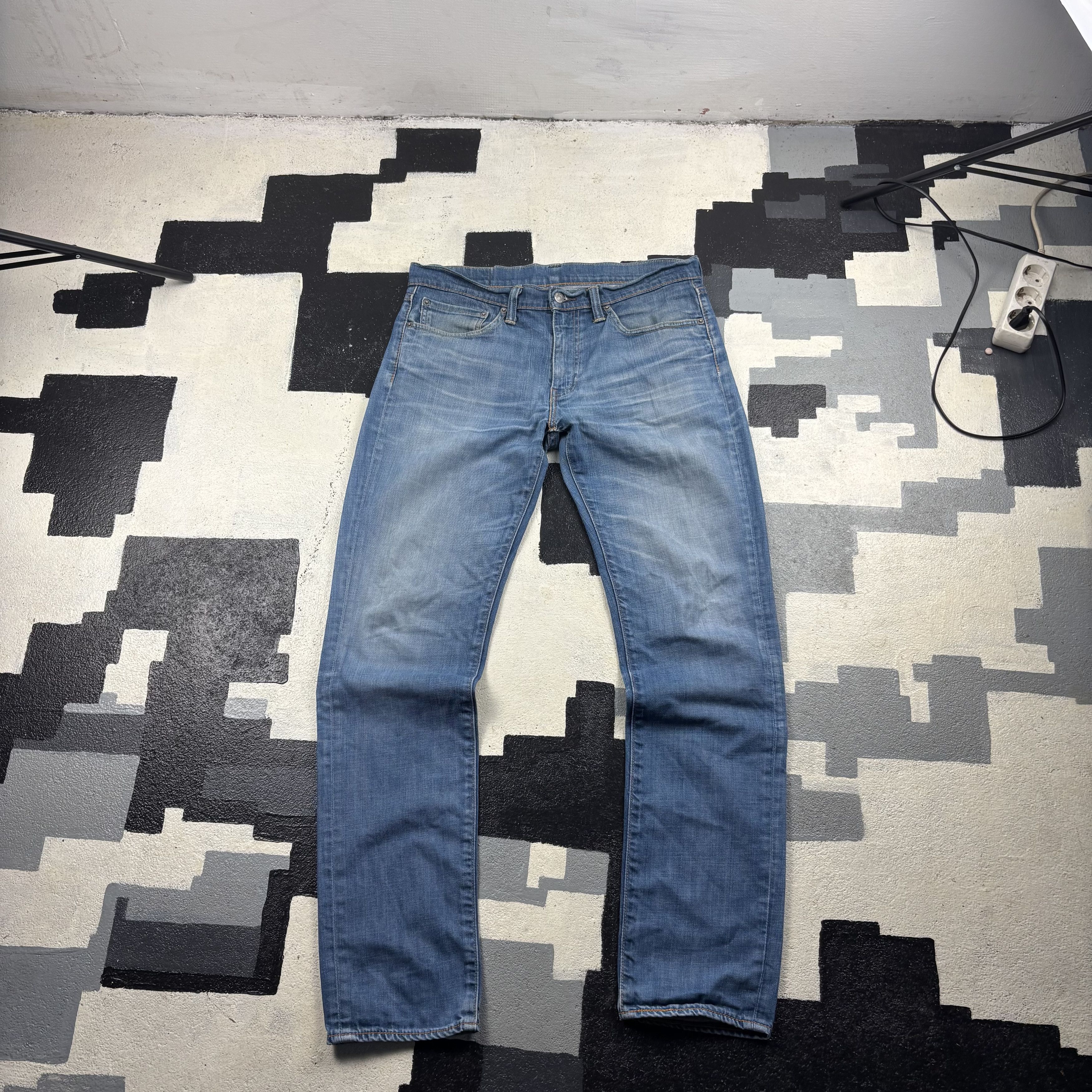 Levi's Vintage Levi Jeans Size US 33 - 1 Thumbnail