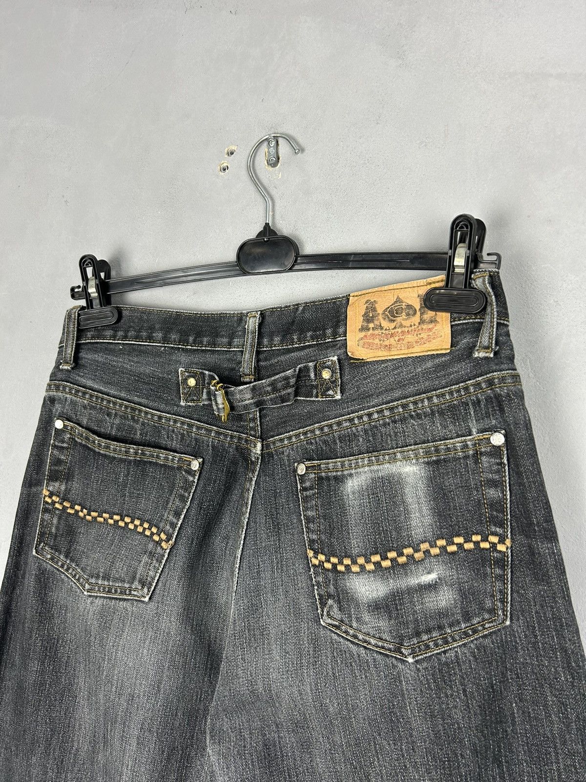Japanese Brand Vintage Japanese Selvedge Denim Jeans Cinch Back Distressed Size US 31 - 2 Thumbnail