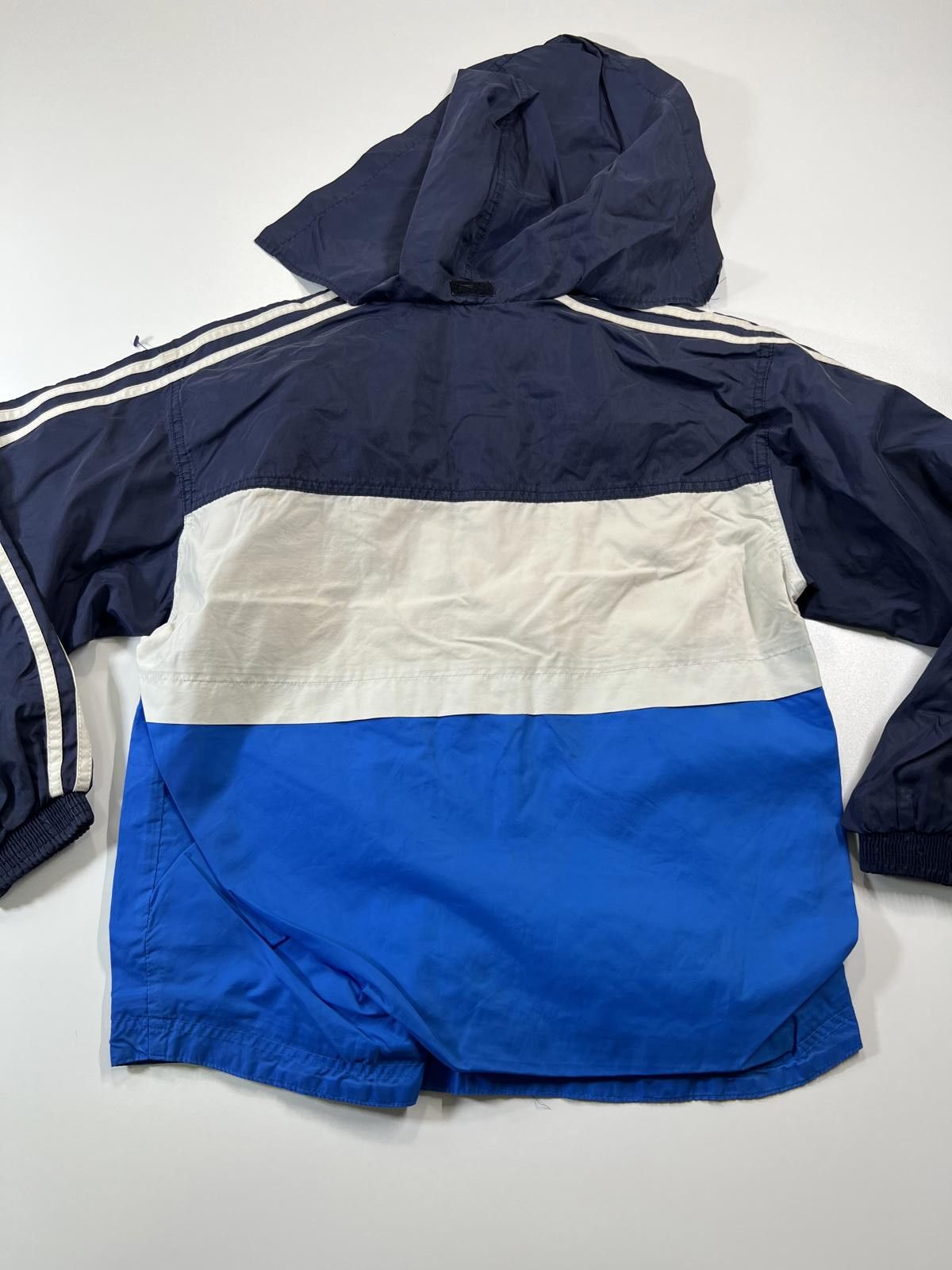 Adidas Vintage Youth Adidas Vintage Windbreaker Jacket M Size US M / EU 48-50 / 2 - 7 Thumbnail