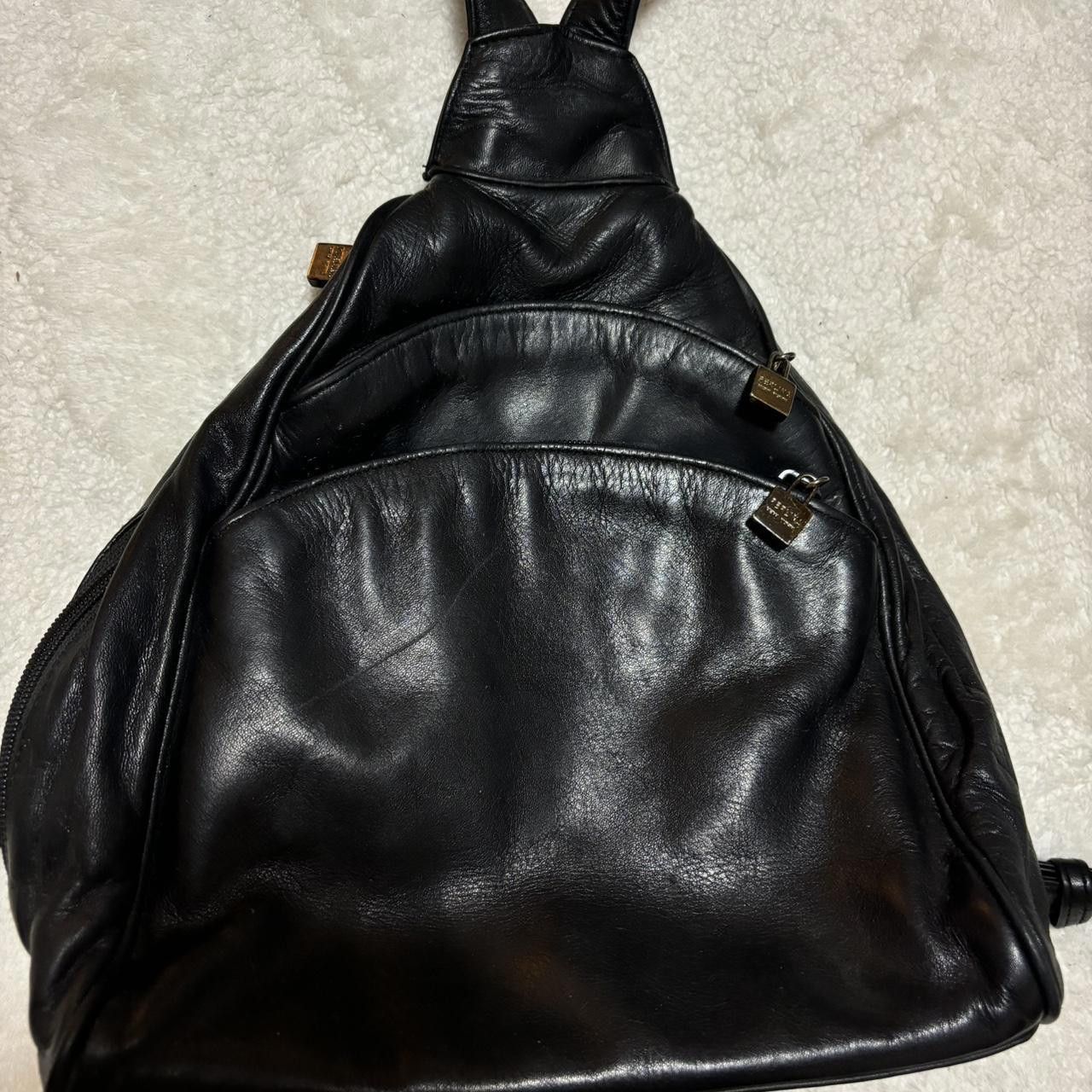 Designer Vintage Y2k Perlina Black Leather Bag Backpack Size ONE SIZE - 1 Thumbnail