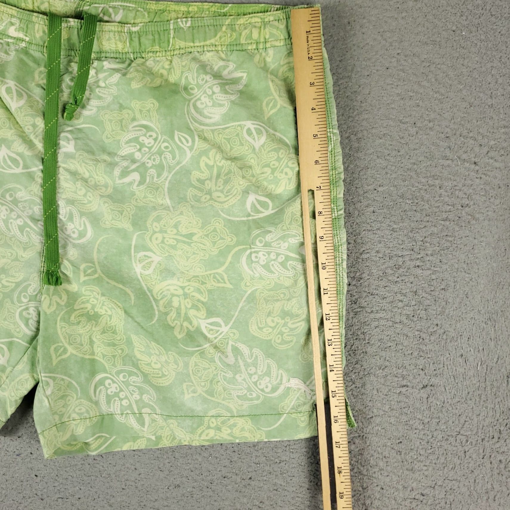 Tommy Bahama Tommy Bahama Shorts Mens Large Green Floral Tropical Beach Board Swim Trunks Size US 33 - 5 Thumbnail