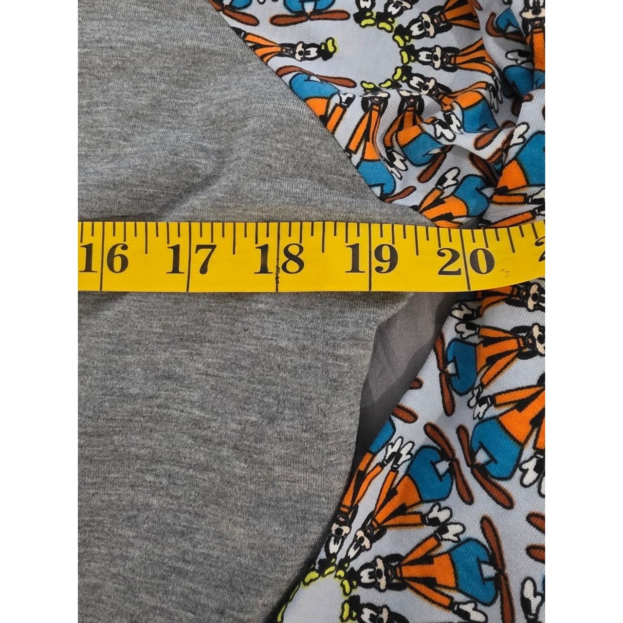 Other Lularoe Randy Medium Disney Goofy Shirt Brand New With Tags Size M / US 6-8 / IT 42-44 - 3 Thumbnail