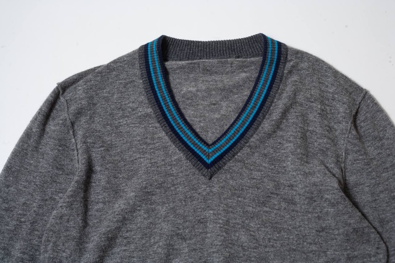 Dolce & Gabbana Dolce & Gabbana Wool Pullover Sweater V-Neck Size US XXL / EU 58 / 5 - 2 Thumbnail
