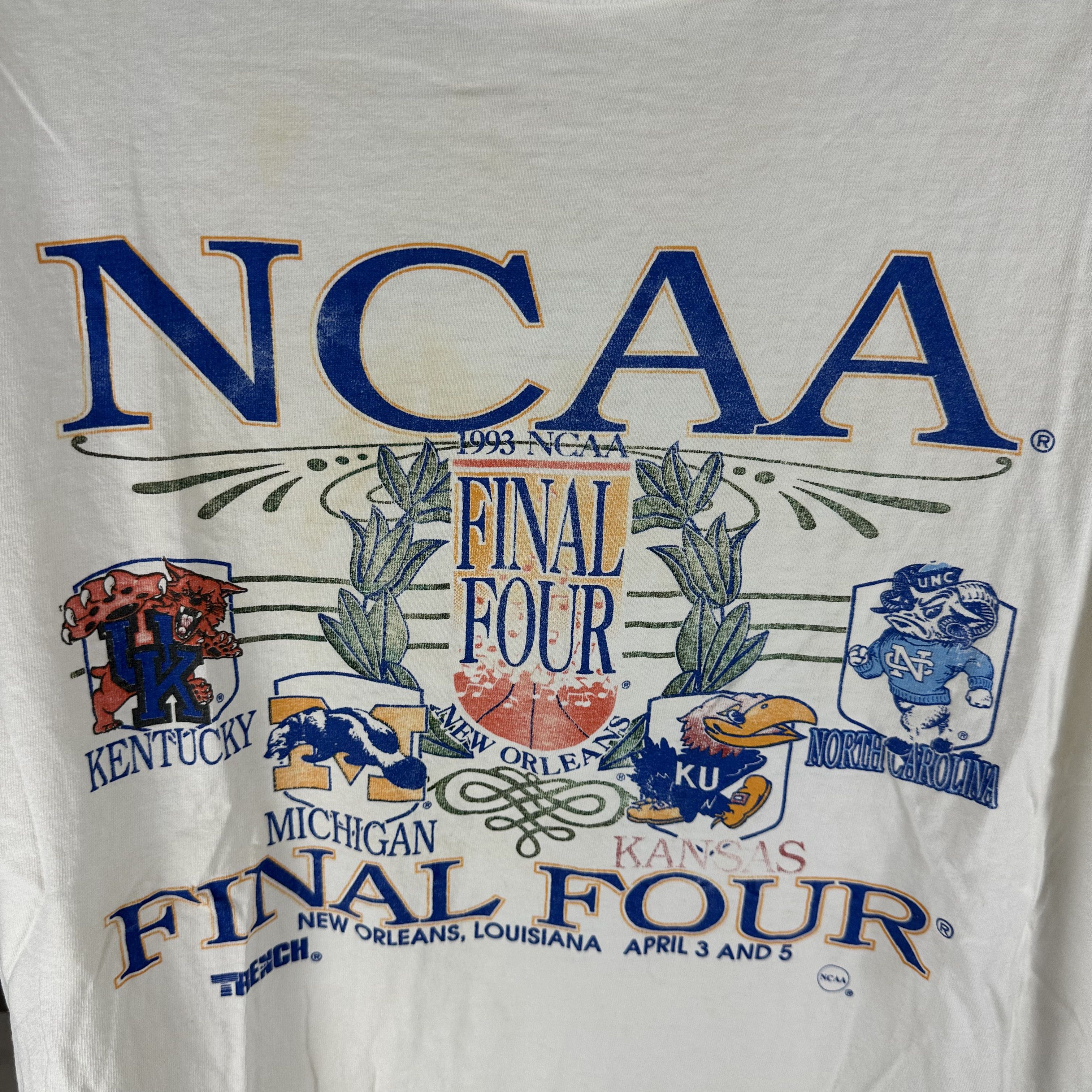 Vintage 1993 NCAA Basketball Final Four Single Stitch T-shirt Size US XL / EU 56 / 4 - 2 Thumbnail