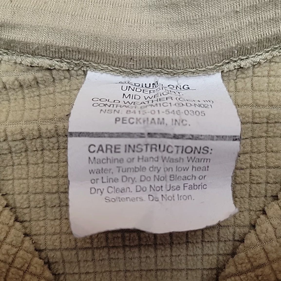 Vintage Gen III US Army Cold Weather Mid Weight Shirt Men M Long Waffle Grid Fleece Pullover Beige Mock Neck Zip Shirt Mens Men Size US M / EU 48-50 / 2 - 4 Thumbnail