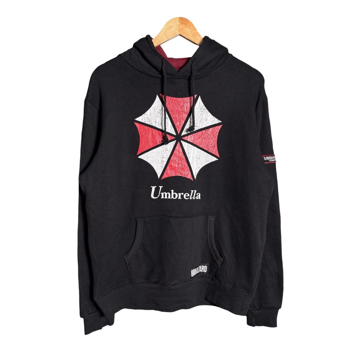 Playstation Vintage Resident Evil Biohazard Umbrella Capcom Game Hoodie Size US L / EU 52-54 / 3 - 1 Thumbnail
