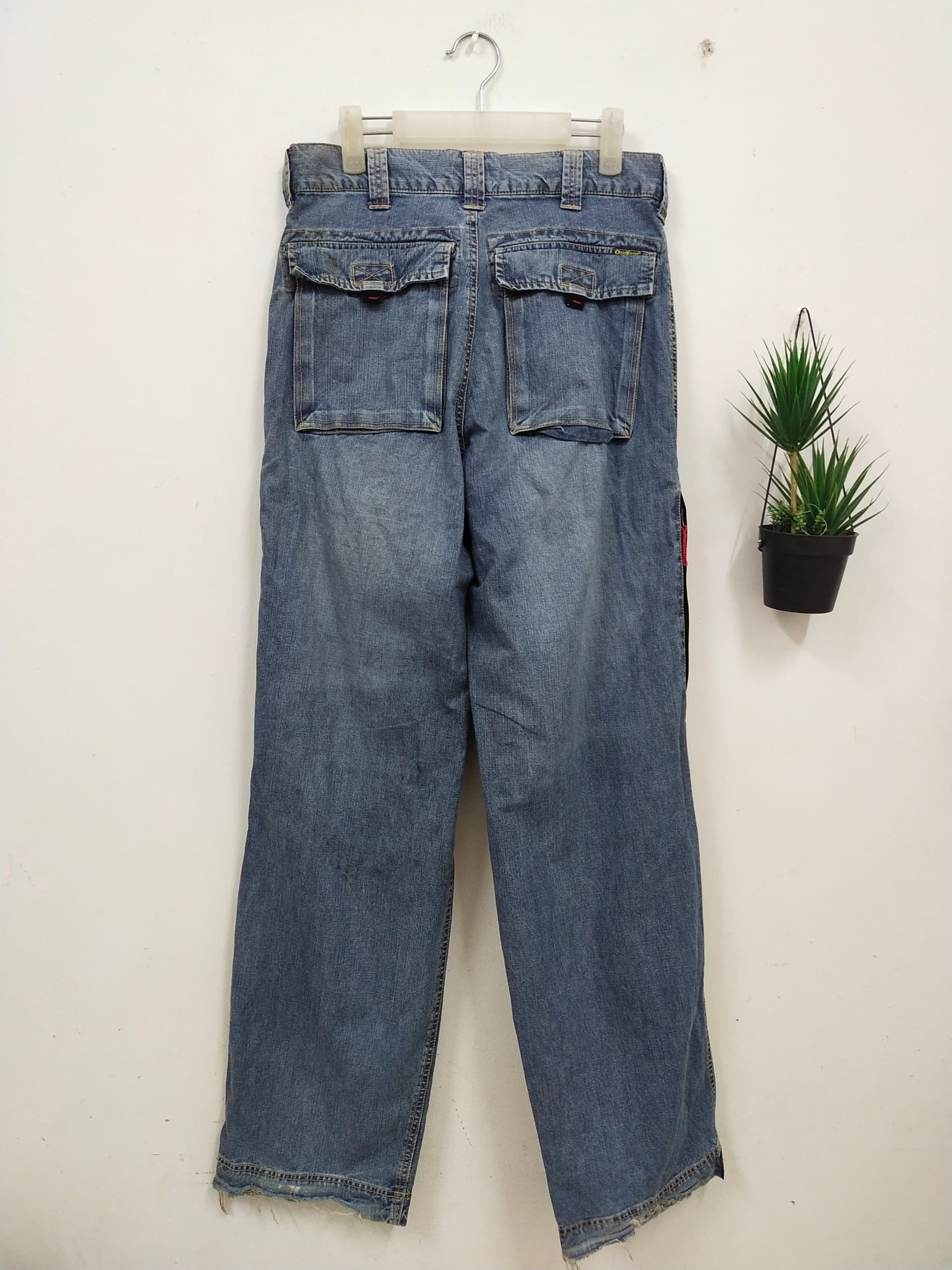 Hysteric Glamour Baggy Jeans OshKosh Multi Pocket nice design Size US 33 - 3 Thumbnail