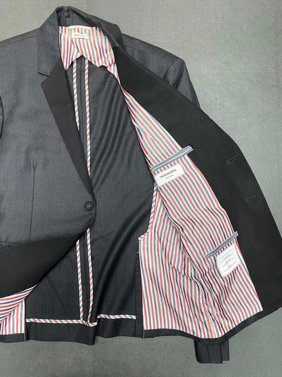 Thom Browne Thom Browne Classic Wool Blazer 99 New L71 C50 S43 Size US M / EU 48-50 / 2 - 5 Thumbnail