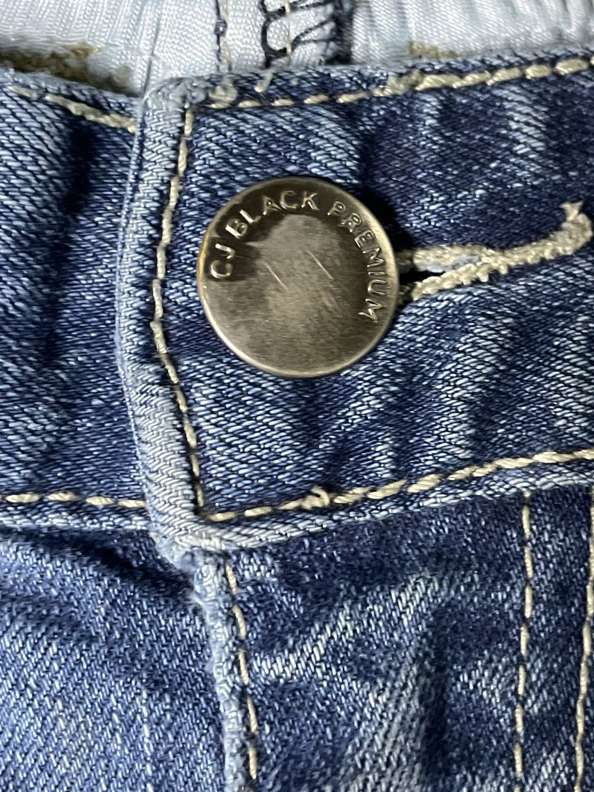 Vintage CJ Black Premium Distressed Ripped Denim Jeans (53) Size US 31 - 13 Thumbnail
