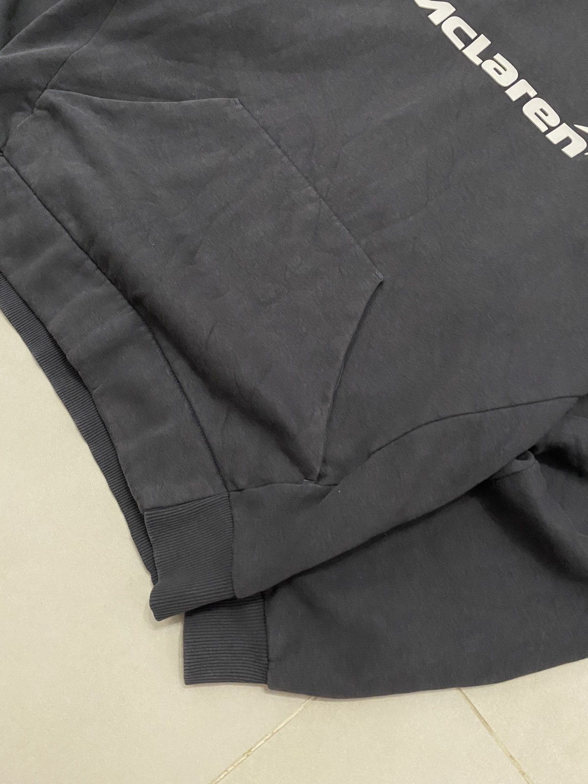 Formula 1 Mclaren Formula 1 Team Hoodie Size US M / EU 48-50 / 2 - 5 Thumbnail