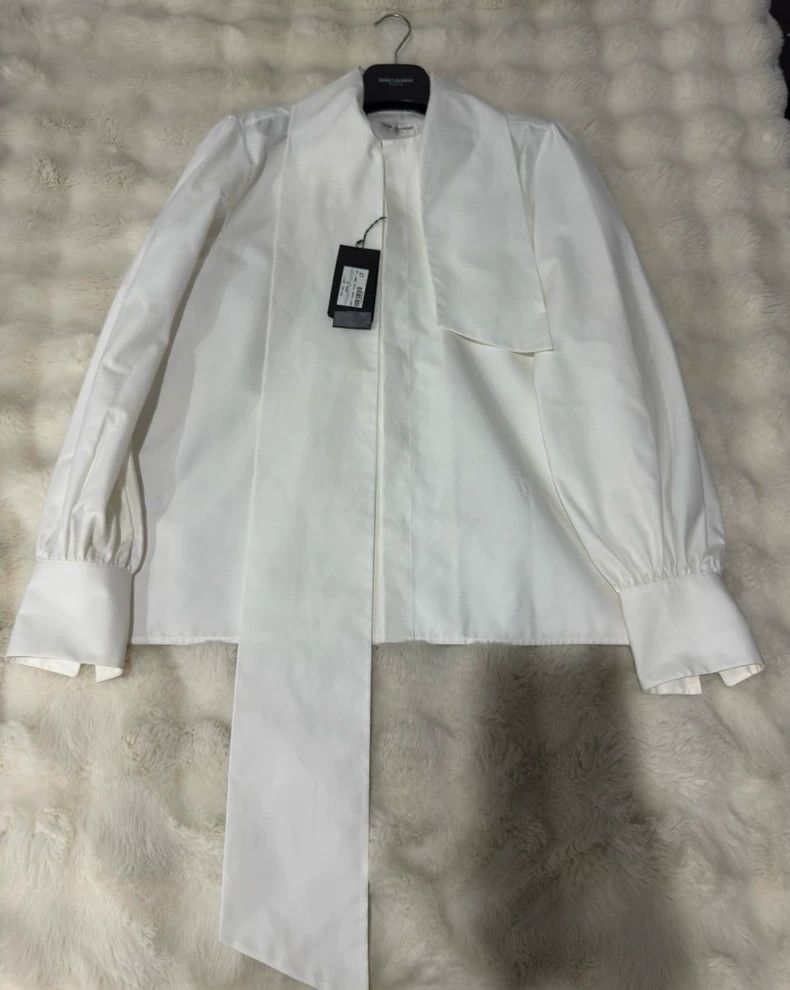 Saint Laurent Paris Saint Laurent Paris size 40 Big iris knot shirt Size L / US 10 / IT 46 - 1 Thumbnail