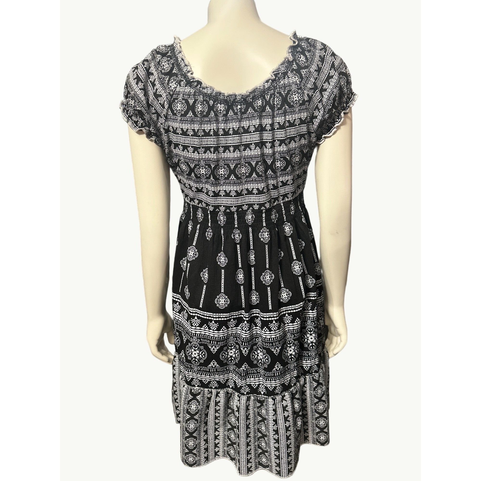 Almost Famous Almost Famous Black White Ruffle Sleeve Boho Dress Size Larg Size L / US 10 / IT 46 - 3 Thumbnail