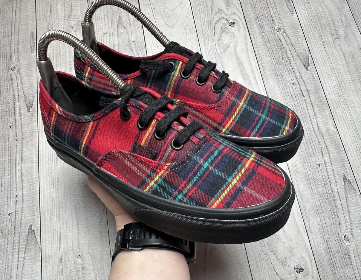 Vans Vintage Vans sneakers size US6.5 red plaid rare Size US 6.5 / IT 36.5 - 4 Thumbnail