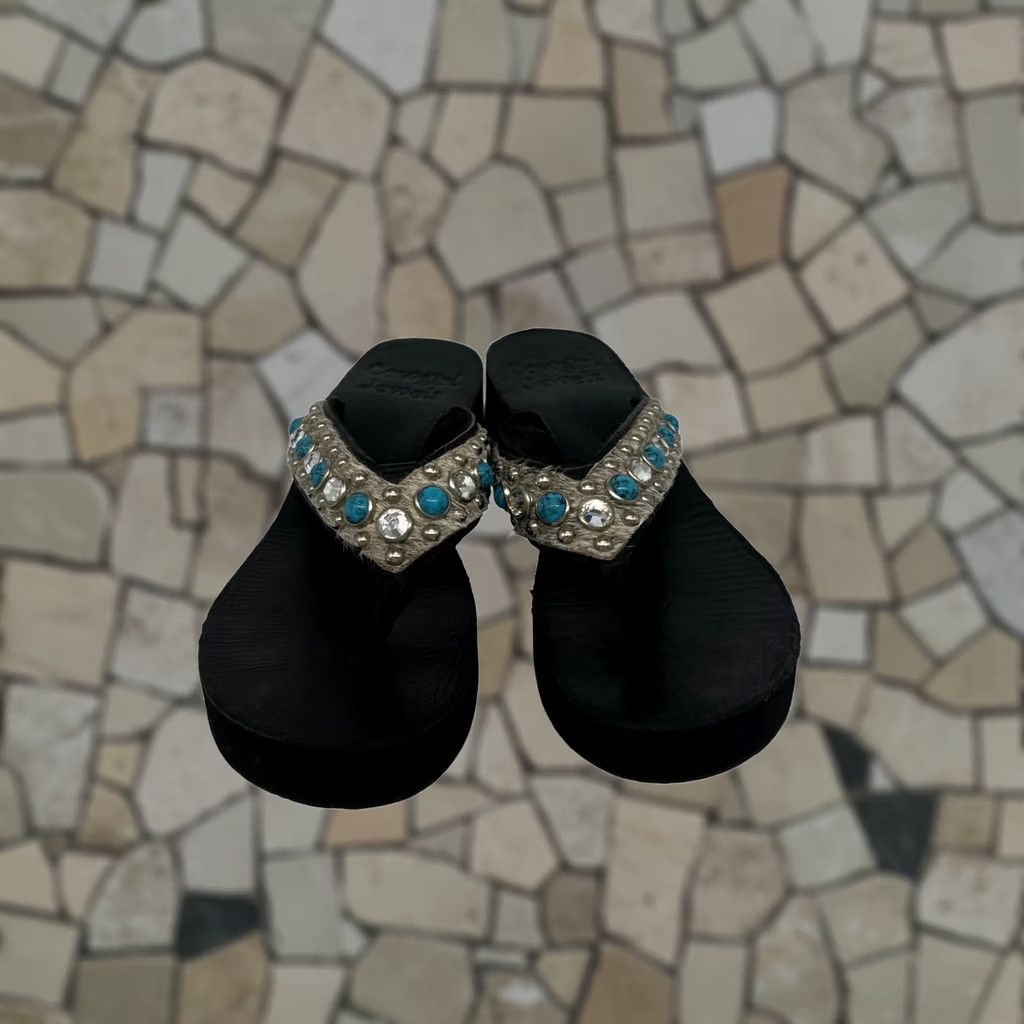 Vintage VINTAGE Women’s Sandal Platform Black 9.5 Strappy Cowboy Jewels Womens 9.5 Black Turquoise Gems Fur 1.5" Like New Size US 10 / IT 40 - 1 Thumbnail