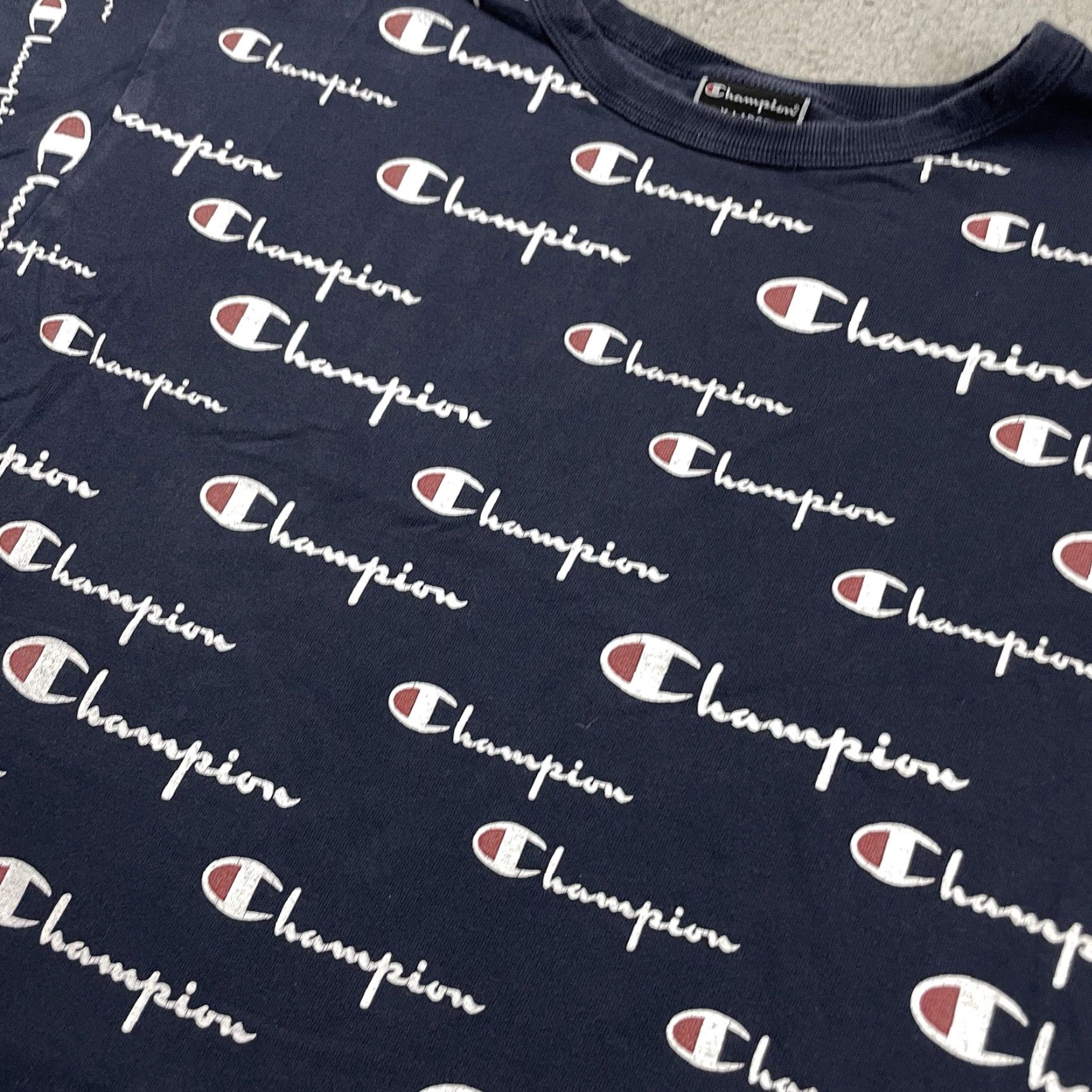 Champion Champion Cropped T-shirt Womens XL Black AOP Spell Out Short Sleeve All Over* Size XL / US 12-14 / IT 48-50 - 3 Thumbnail