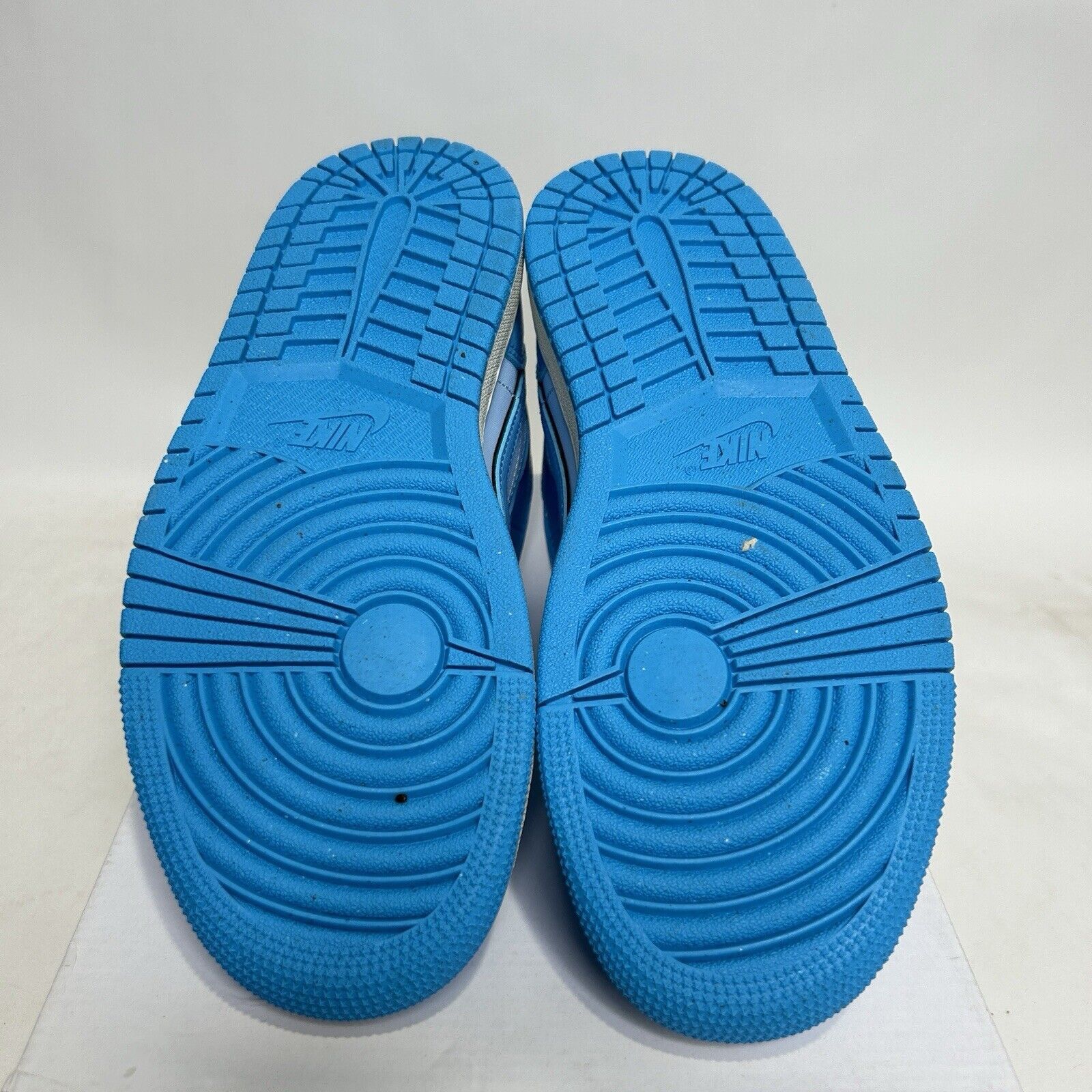 Nike Nike Shoes Air Jordan 1 Mid SE WMNS “Ice Blue” 2024 Size US 6 / IT 36 - 7 Thumbnail