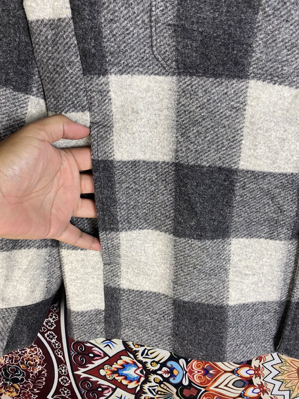 Flannel × Japanese Brand × Uniqlo Uniqlo Flannel Heavy Plaid Shirt Button Up Size US L / EU 52-54 / 3 - 5 Thumbnail